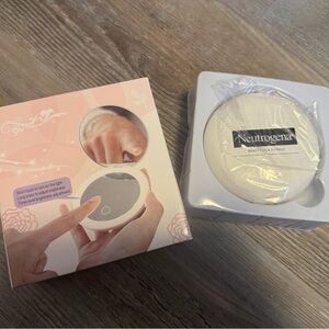 Neutrogena Compact Mirror